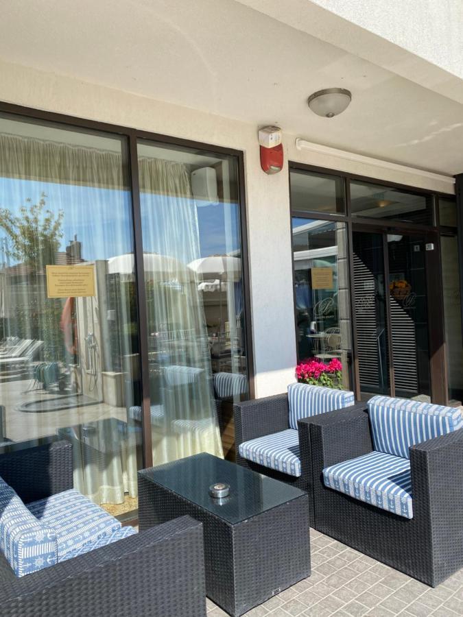 Private Super Apartments By Sea In Apart Hotel ! Pomorie Exterior foto